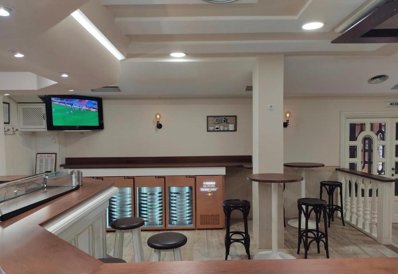 Hostal-Cafe Gutgreco Sonseca Екстериор снимка