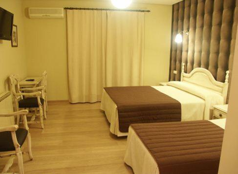 Hostal-Cafe Gutgreco Sonseca Стая снимка